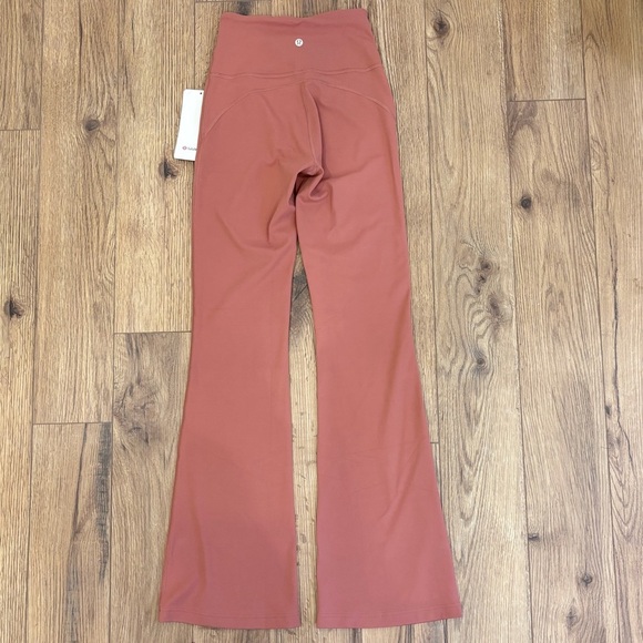 NWT Lululemon Groove Pant SHR Flare Nulu Size 4 In Brier Rose - Picture 2 of 7
